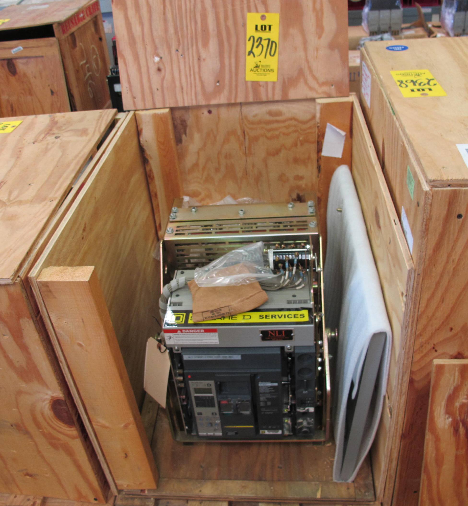 BREAKER, CIRCUIT, 600 FRAME AMP RATING, MASTERPACT NT 08N1 KIND, 3 POLE, 480 VOLT RATING SQUARE D DIRECT REPLACEMENT FOR NSR ABB K-600S INCLUDES ONE NEW 18" DOOR, MOUNTS USING EXISTING HINGES > CONTINUOUS CURRENT: 600A > INTERRUPTING RATING: 30KA @ 535VAC > 125VDC OPERATED > MICROLOGIC TRIP UNIT 5.0A > 250A SENSOR > 100A SENSOR PLUG > 18" DOOR, PART # NLI-NT08N1-LISB8-EODC-NSR-001 (W-44) LOADING & HANDLING FEE $15-